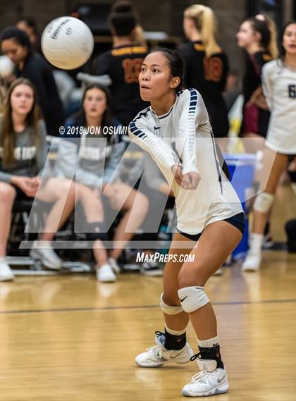 Thumbnail 2 in Buena vs Clovis East photogallery.