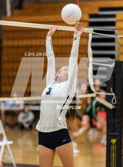 Thumbnail 2 in Buena vs Clovis East photogallery.