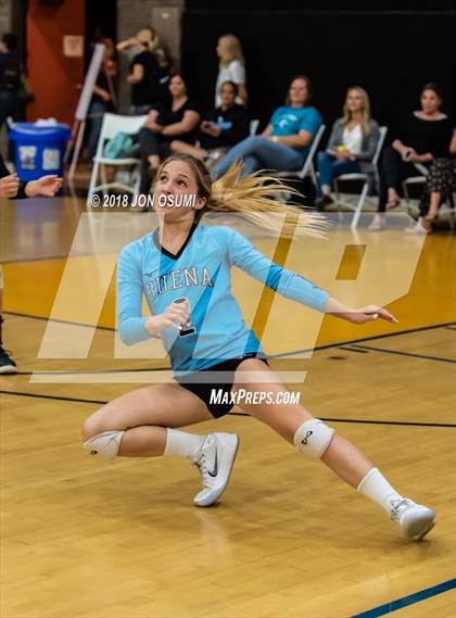 Thumbnail 3 in Buena vs Clovis East photogallery.