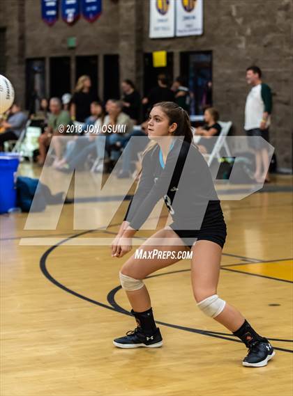 Thumbnail 3 in Buena vs Clovis East photogallery.