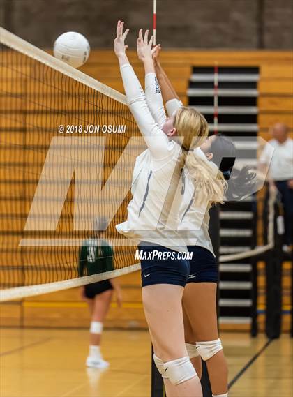 Thumbnail 1 in Buena vs Clovis East photogallery.
