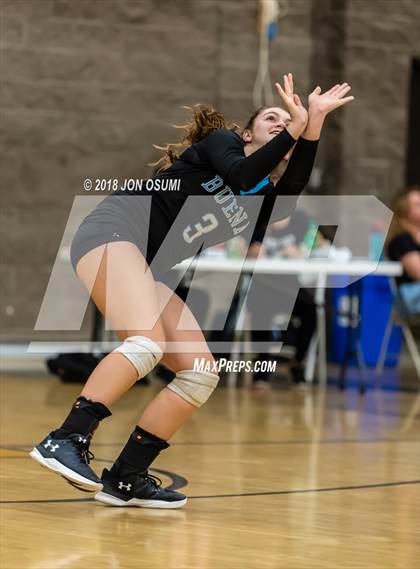 Thumbnail 2 in Buena vs Clovis East photogallery.