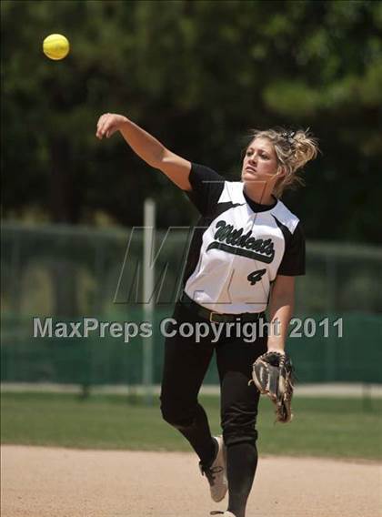 Thumbnail 1 in Swansboro vs. Eastern Randolph (NCHSAA 2A Semifinal) photogallery.