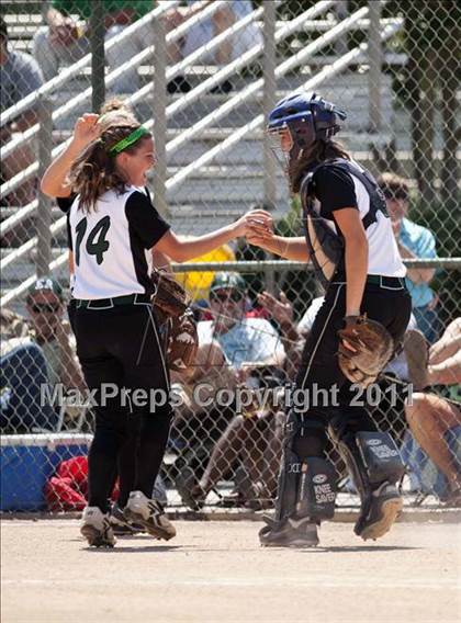 Thumbnail 3 in Swansboro vs. Eastern Randolph (NCHSAA 2A Semifinal) photogallery.