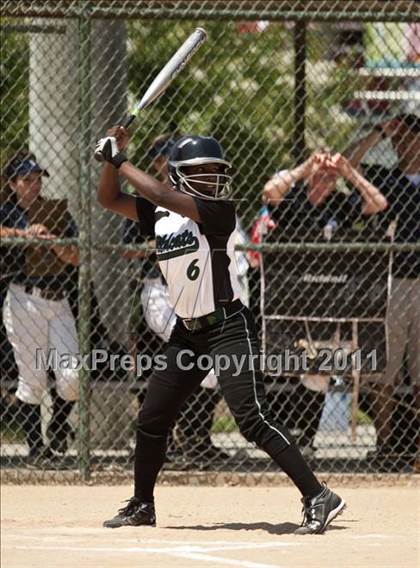 Thumbnail 2 in Swansboro vs. Eastern Randolph (NCHSAA 2A Semifinal) photogallery.