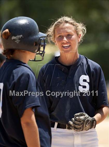 Thumbnail 3 in Swansboro vs. Eastern Randolph (NCHSAA 2A Semifinal) photogallery.