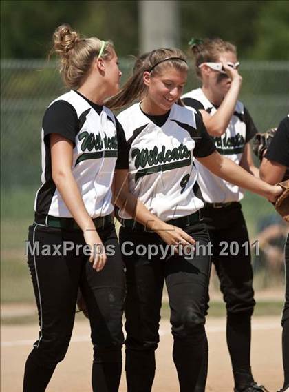 Thumbnail 1 in Swansboro vs. Eastern Randolph (NCHSAA 2A Semifinal) photogallery.
