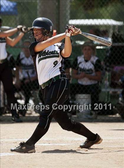 Thumbnail 2 in Swansboro vs. Eastern Randolph (NCHSAA 2A Semifinal) photogallery.