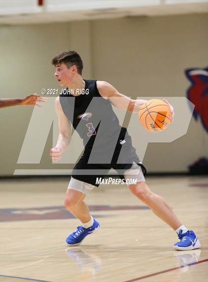 Thumbnail 1 in Etowah @ Woodstock photogallery.