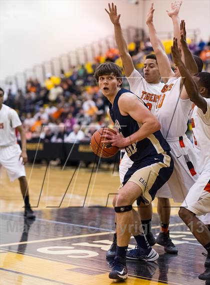 Thumbnail 3 in Beaver Falls vs. Bald Eagle Area (PIAA Class AA Playoff - Round 1) photogallery.
