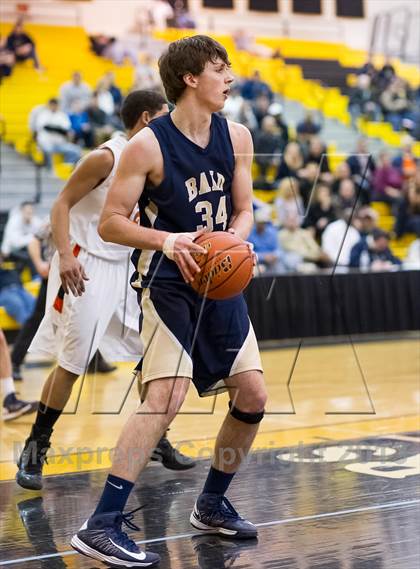 Thumbnail 1 in Beaver Falls vs. Bald Eagle Area (PIAA Class AA Playoff - Round 1) photogallery.