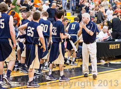Thumbnail 1 in Beaver Falls vs. Bald Eagle Area (PIAA Class AA Playoff - Round 1) photogallery.