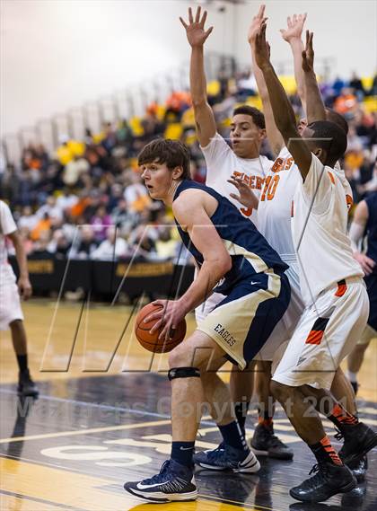 Thumbnail 2 in Beaver Falls vs. Bald Eagle Area (PIAA Class AA Playoff - Round 1) photogallery.