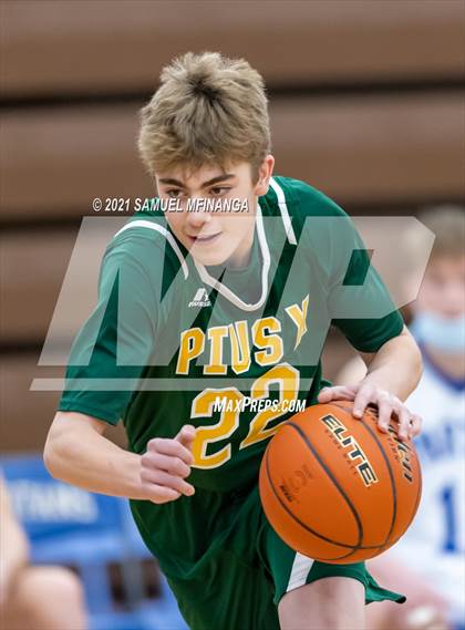 Thumbnail 1 in   Pius X @ Lincoln East photogallery.