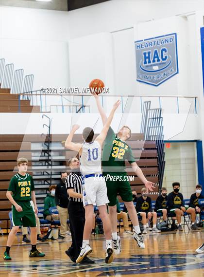 Thumbnail 3 in   Pius X @ Lincoln East photogallery.