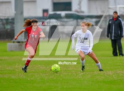 Thumbnail 2 in Lee [Robert E.] @ Clark photogallery.