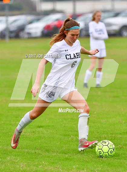 Thumbnail 3 in Lee [Robert E.] @ Clark photogallery.