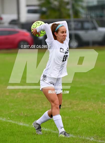 Thumbnail 2 in Lee [Robert E.] @ Clark photogallery.