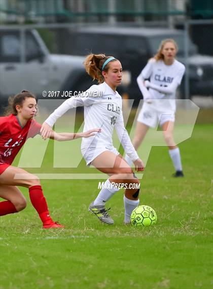 Thumbnail 2 in Lee [Robert E.] @ Clark photogallery.