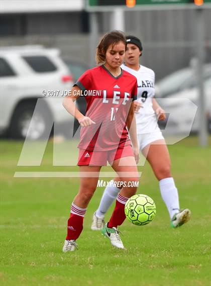 Thumbnail 1 in Lee [Robert E.] @ Clark photogallery.