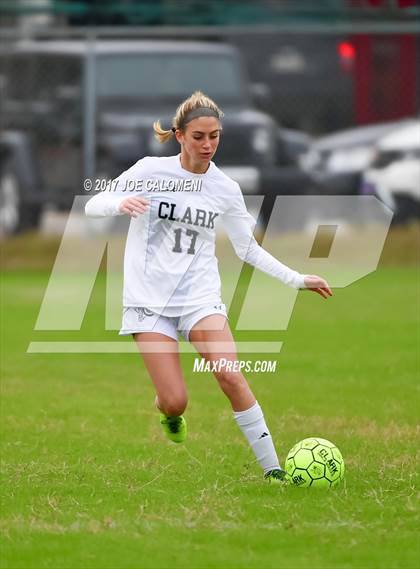 Thumbnail 2 in Lee [Robert E.] @ Clark photogallery.