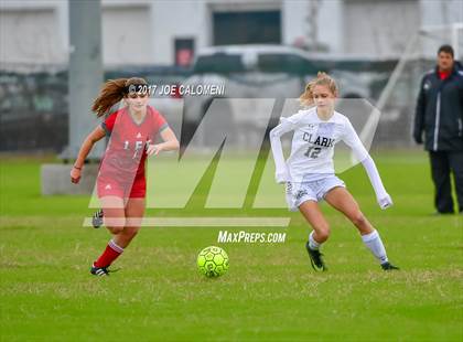 Thumbnail 1 in Lee [Robert E.] @ Clark photogallery.