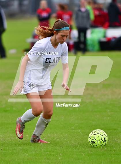 Thumbnail 1 in Lee [Robert E.] @ Clark photogallery.