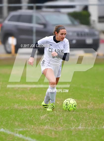 Thumbnail 1 in Lee [Robert E.] @ Clark photogallery.