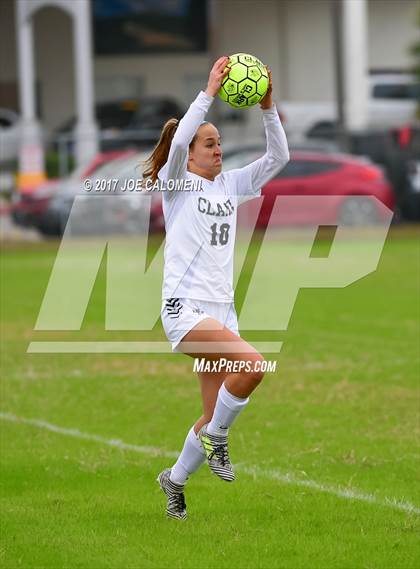 Thumbnail 2 in Lee [Robert E.] @ Clark photogallery.