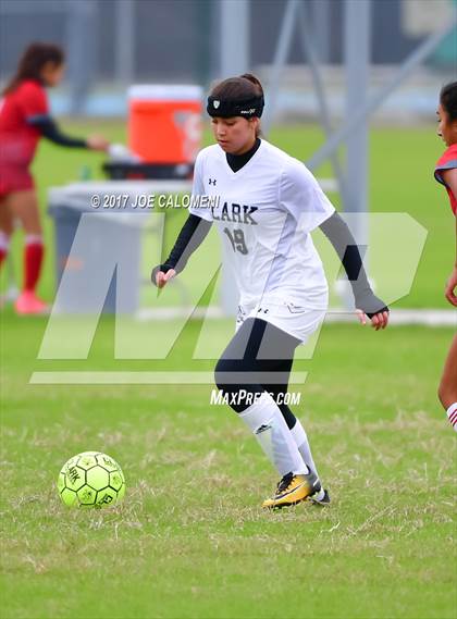 Thumbnail 1 in Lee [Robert E.] @ Clark photogallery.