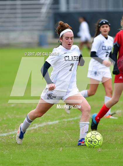 Thumbnail 3 in Lee [Robert E.] @ Clark photogallery.