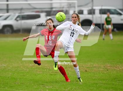 Thumbnail 1 in Lee [Robert E.] @ Clark photogallery.