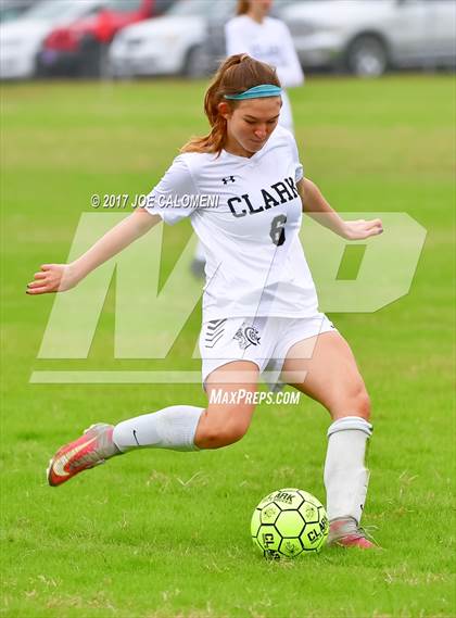 Thumbnail 2 in Lee [Robert E.] @ Clark photogallery.