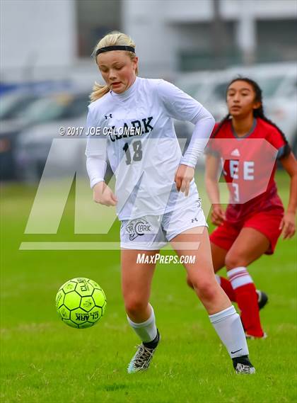 Thumbnail 1 in Lee [Robert E.] @ Clark photogallery.