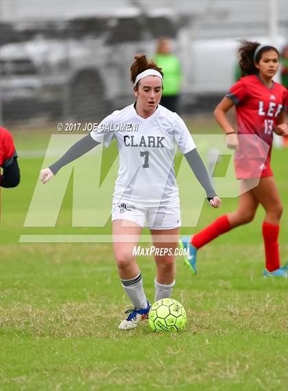 Thumbnail 1 in Lee [Robert E.] @ Clark photogallery.