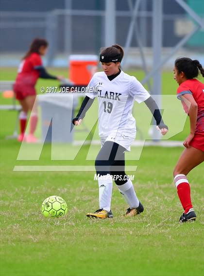 Thumbnail 2 in Lee [Robert E.] @ Clark photogallery.