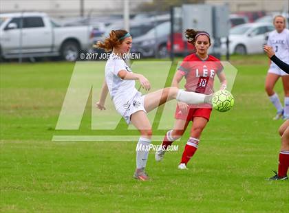 Thumbnail 1 in Lee [Robert E.] @ Clark photogallery.