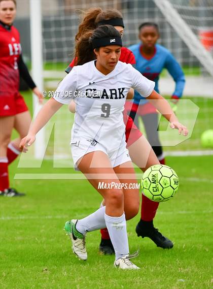 Thumbnail 3 in Lee [Robert E.] @ Clark photogallery.