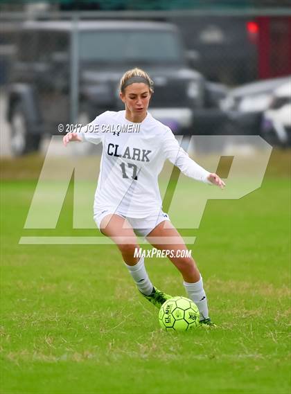 Thumbnail 3 in Lee [Robert E.] @ Clark photogallery.