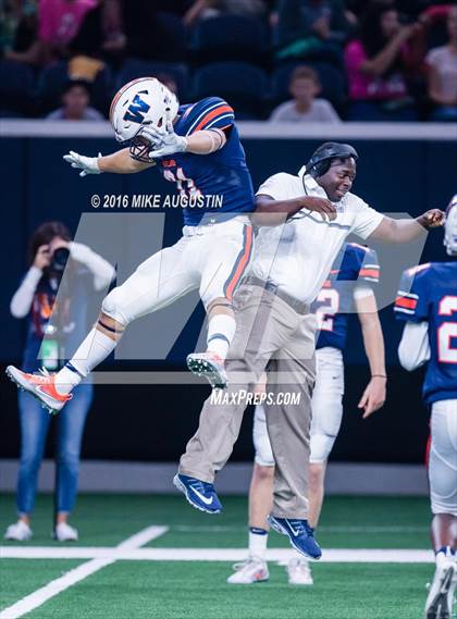 Thumbnail 1 in Centennial @ Wakeland photogallery.