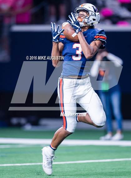 Thumbnail 2 in Centennial @ Wakeland photogallery.