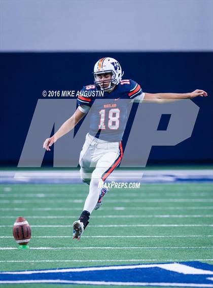 Thumbnail 1 in Centennial @ Wakeland photogallery.