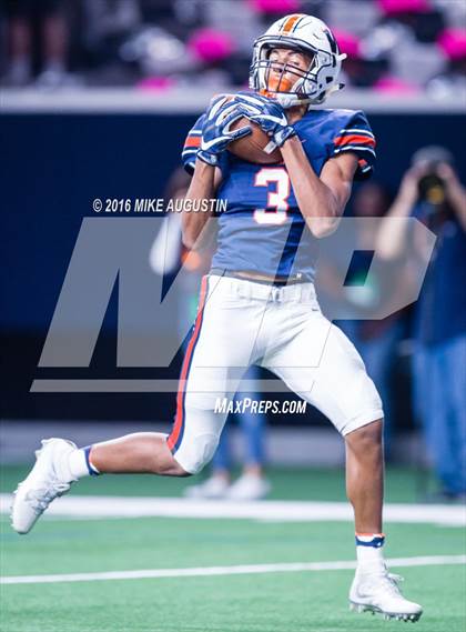 Thumbnail 3 in Centennial @ Wakeland photogallery.