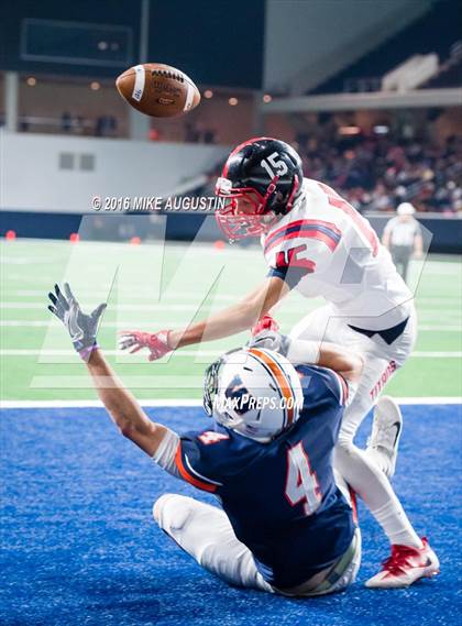 Thumbnail 3 in Centennial @ Wakeland photogallery.