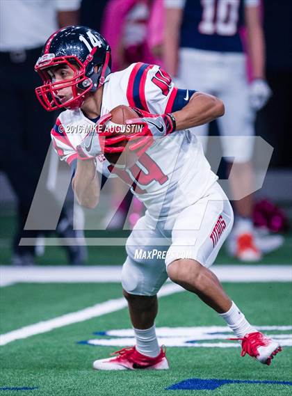 Thumbnail 1 in Centennial @ Wakeland photogallery.
