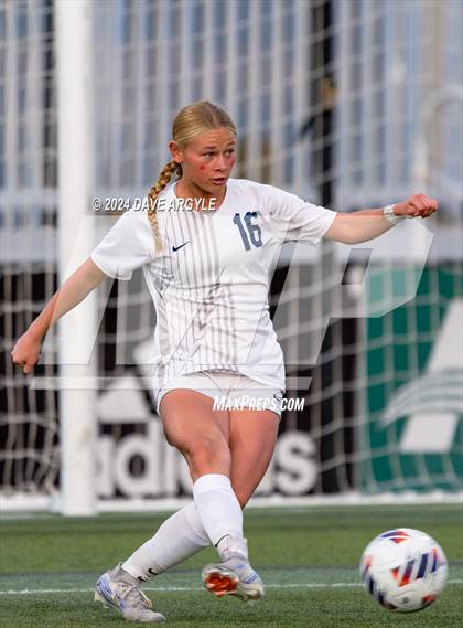 Thumbnail 1 in Mountain Crest vs. Timpanogos (UHSAA 4A Final) photogallery.