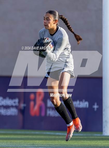 Thumbnail 2 in Mountain Crest vs. Timpanogos (UHSAA 4A Final) photogallery.