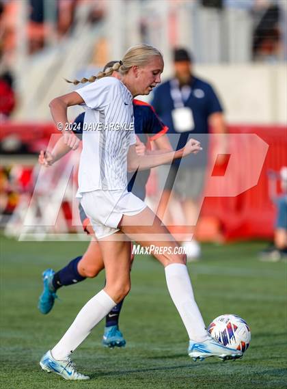 Thumbnail 3 in Mountain Crest vs. Timpanogos (UHSAA 4A Final) photogallery.
