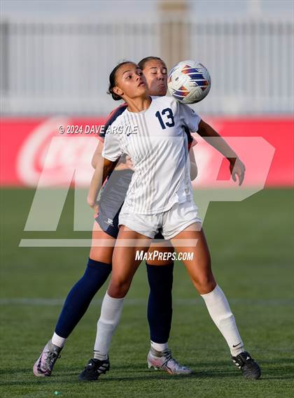 Thumbnail 2 in Mountain Crest vs. Timpanogos (UHSAA 4A Final) photogallery.