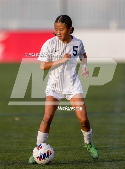 Thumbnail 2 in Mountain Crest vs. Timpanogos (UHSAA 4A Final) photogallery.